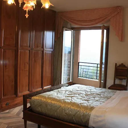 Sesto Senso Relais * テーラモ